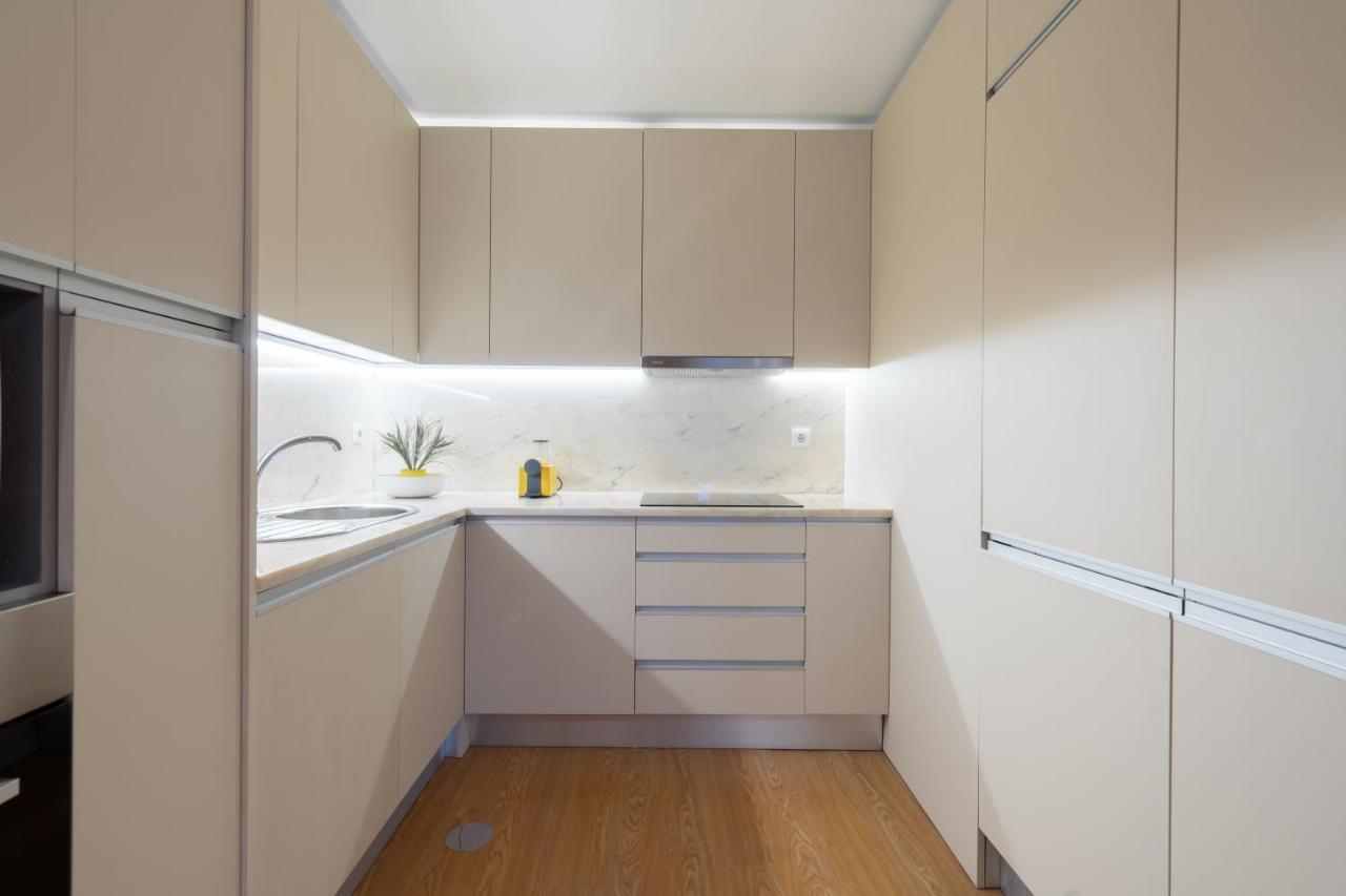 Host Wise - Colorful Bright Flat With Balcony Apartman Porto Kültér fotó