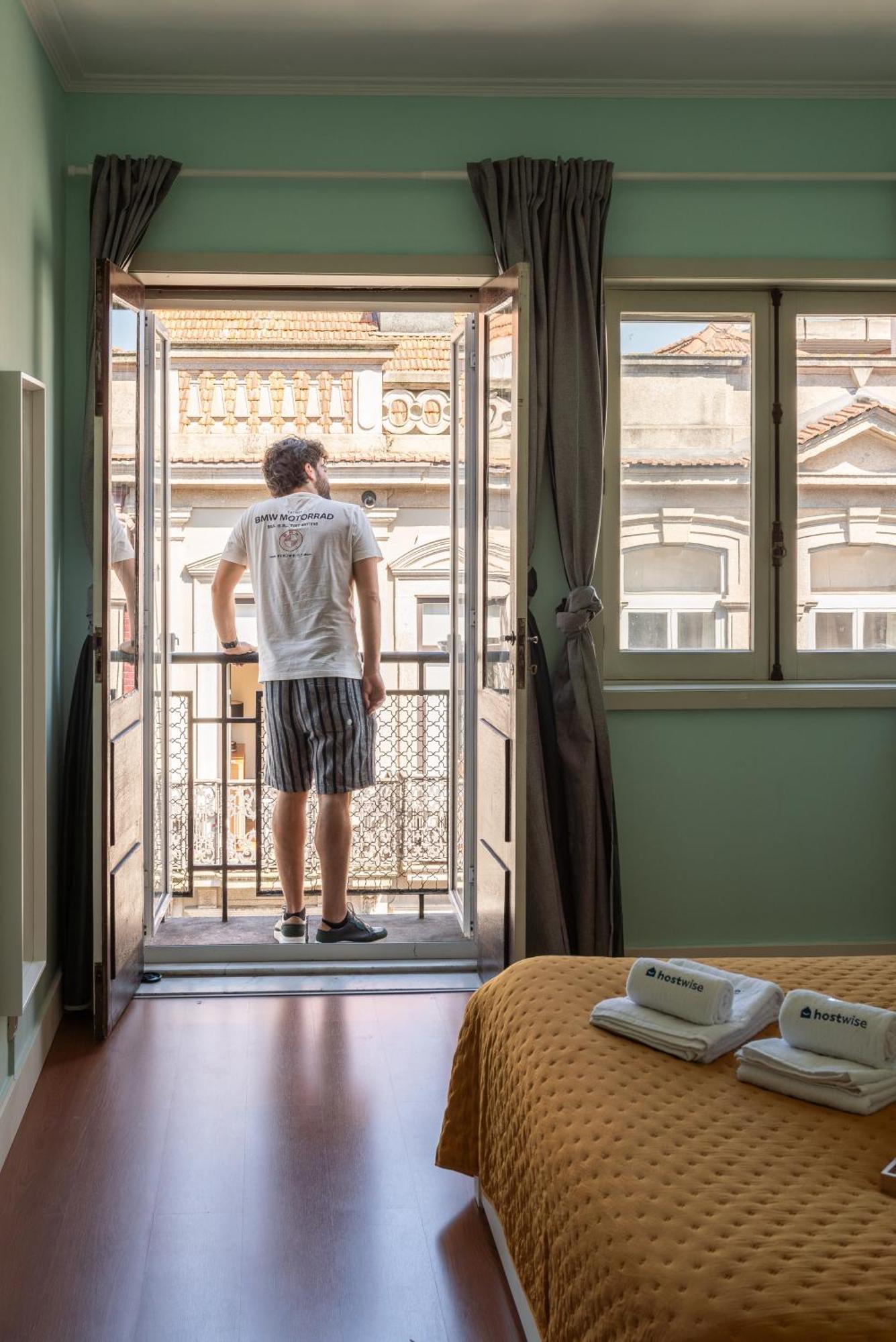 Host Wise - Colorful Bright Flat With Balcony Apartman Porto Kültér fotó
